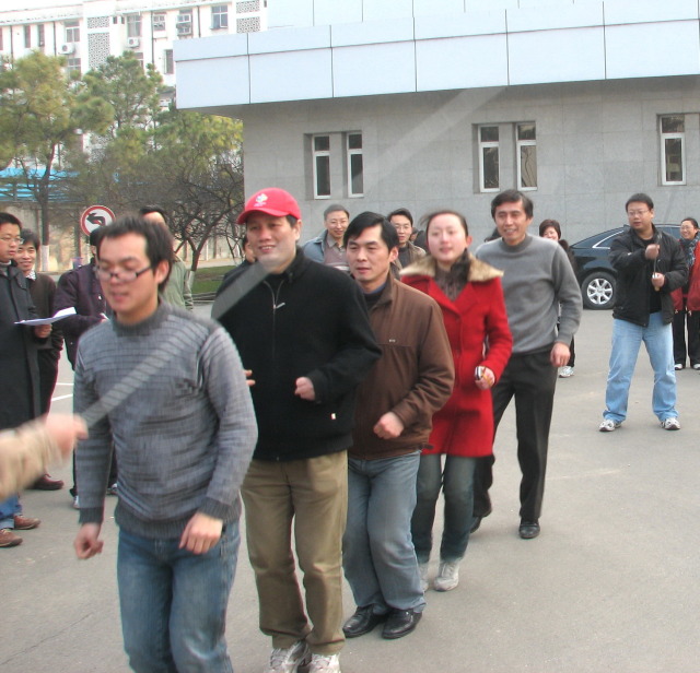 2009年1月9日测地所工会活动-跳绳投球